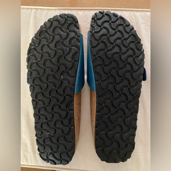 Birkenstock Single Buckle Blue Patent Slide - Picture 3 of 3